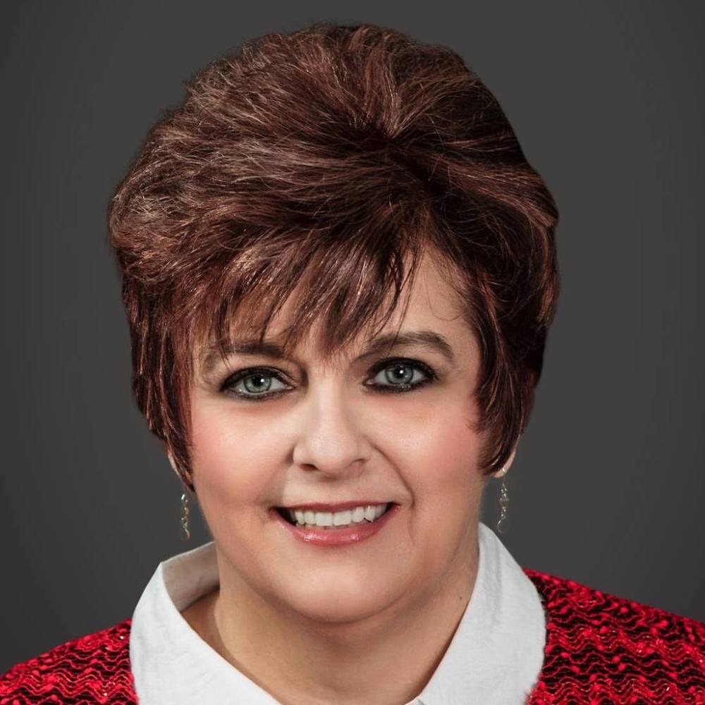 Meet your Posher, Debra